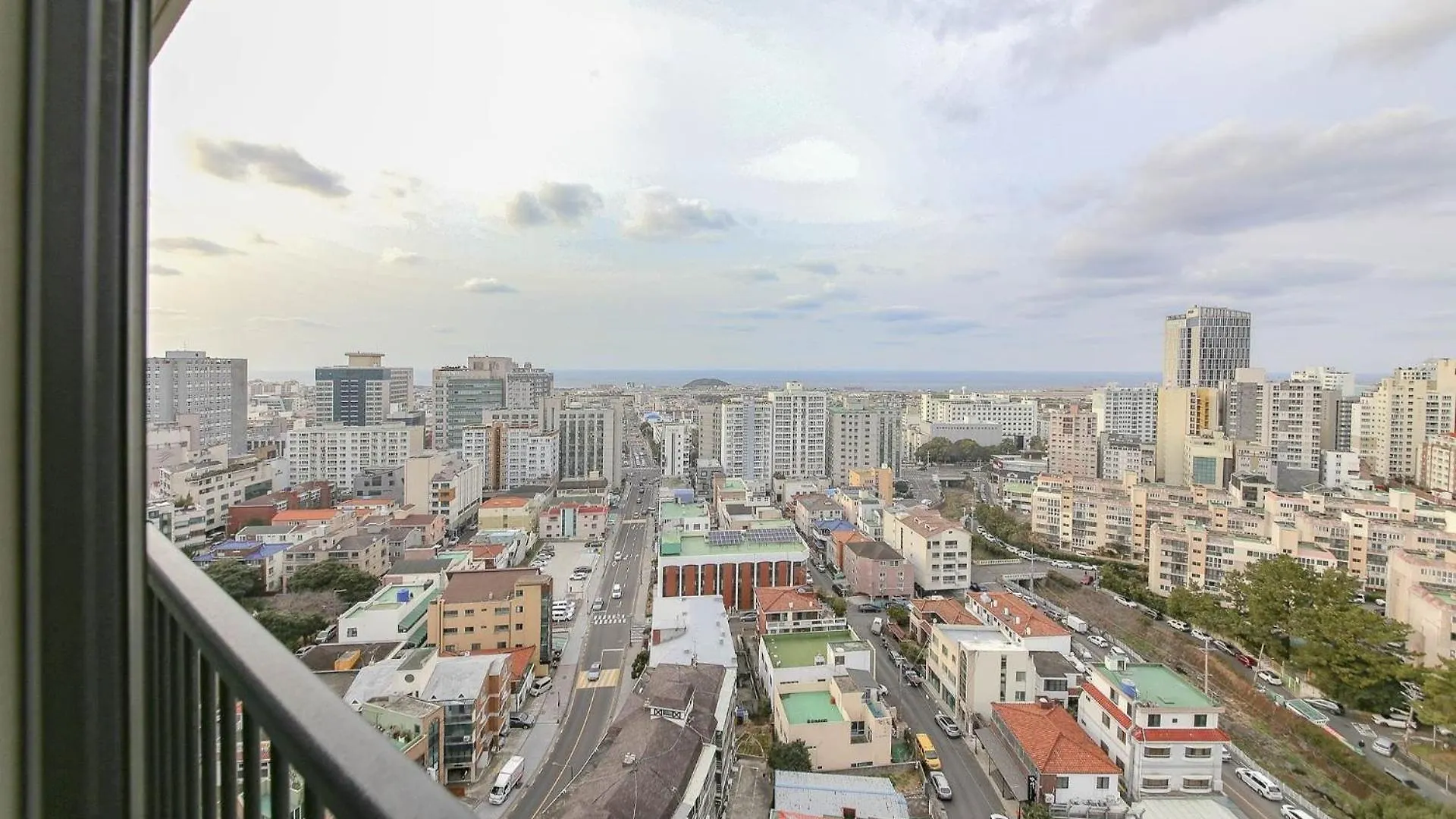 Jeju Centerpoint N Hotel